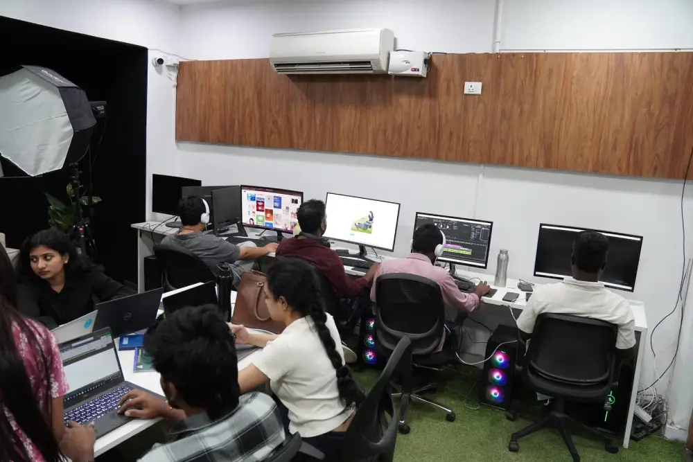 "Graphic design services Hyderabad Digital Mojo" "Business card design Hyderabad" "Brochure design marketing materials Hyderabad" "Social media graphics design Hyderabad" "Packaging design Hyderabad business" "Flyer and poster design Hyderabad" "Banner and signage design Hyderabad" "Presentation design Hyderabad" "Infographic design Hyderabad" "Print advertising design Hyderabad"